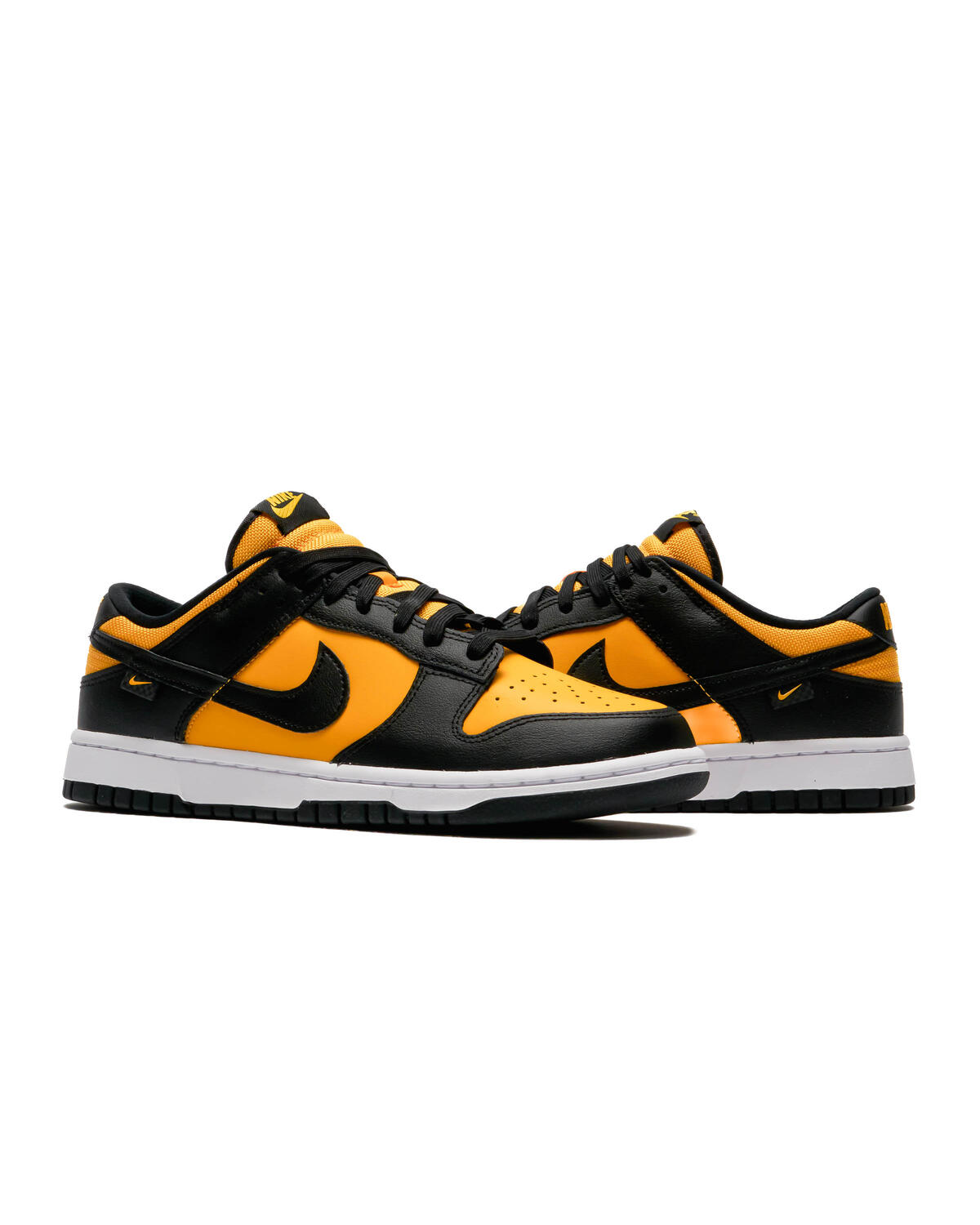 footlocker nike dunk low black white